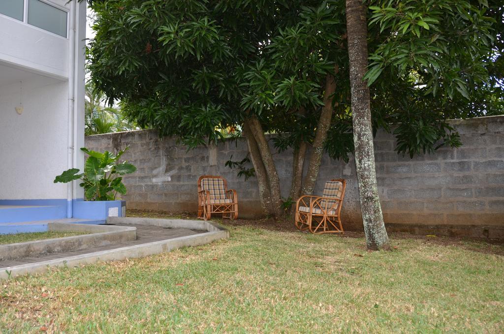 Les Gentilhommieres Guest House Trou aux Biches Exterior photo