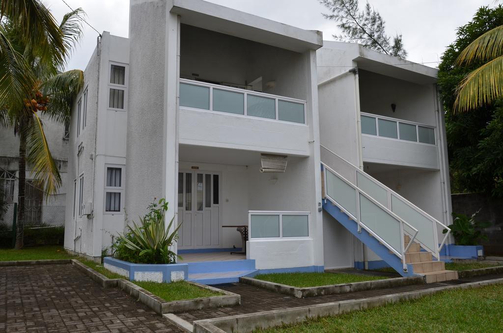 Les Gentilhommieres Guest House Trou aux Biches Exterior photo